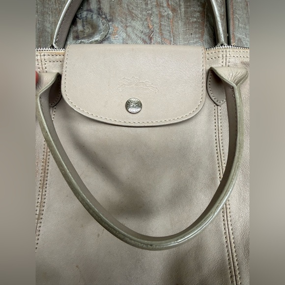 Longchamp Handbags - Longchamp Leather Top Handle Tote